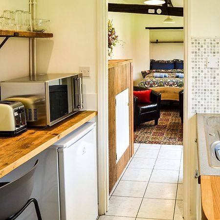 Вилла The Bothy Hockham Экстерьер фото